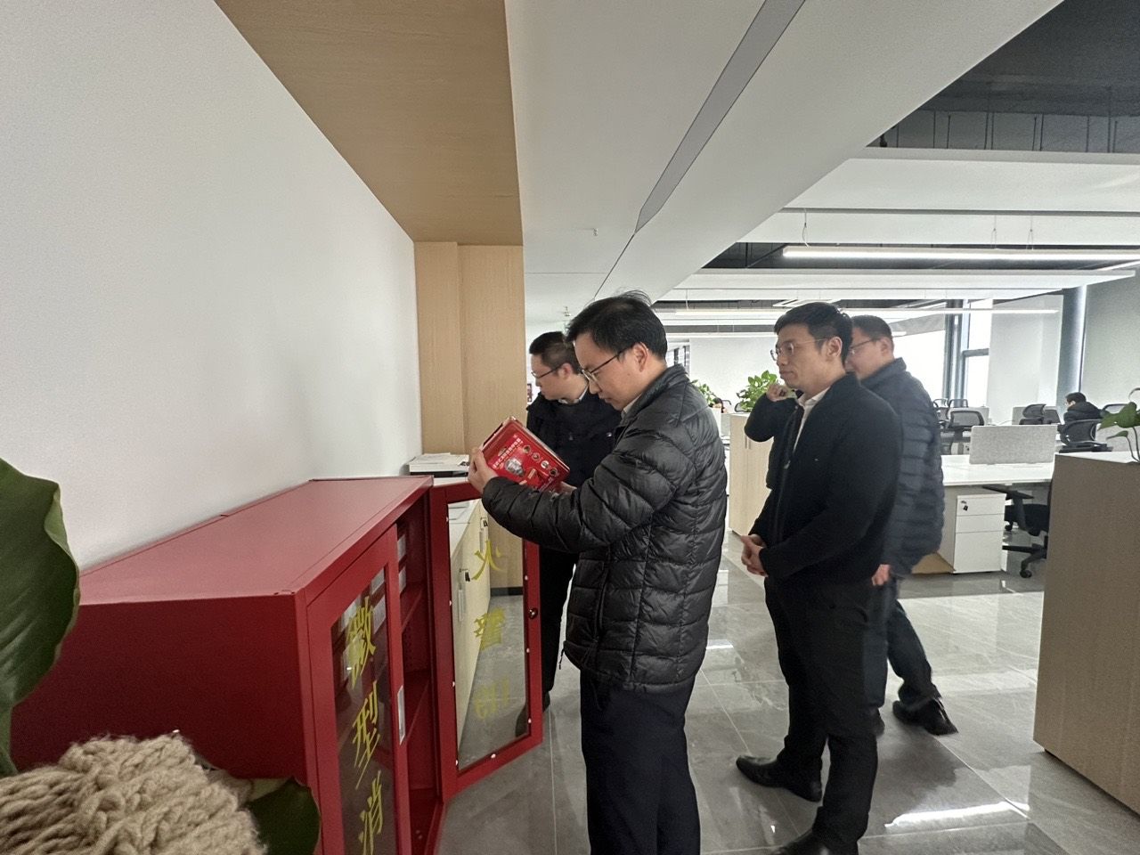 1704159255206085.jpg lQDPM54AmVpSKAPNA8DNBQCwwUmicrqdzaAFftAJP944AA_1280_960.jpg